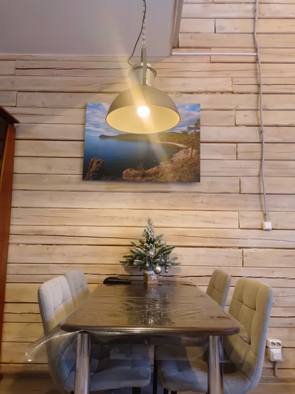 Дом с закрытой парковкой