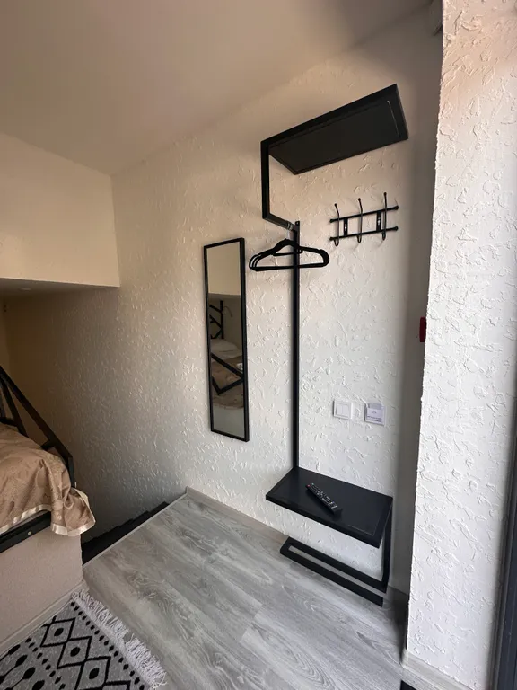 Двухуровневая мини студия с отдельным выходом во двор