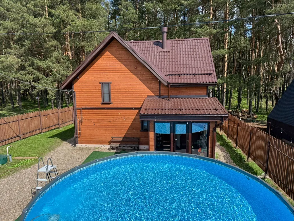 Новый уютный дом-баня с банным чаном у соснового леса