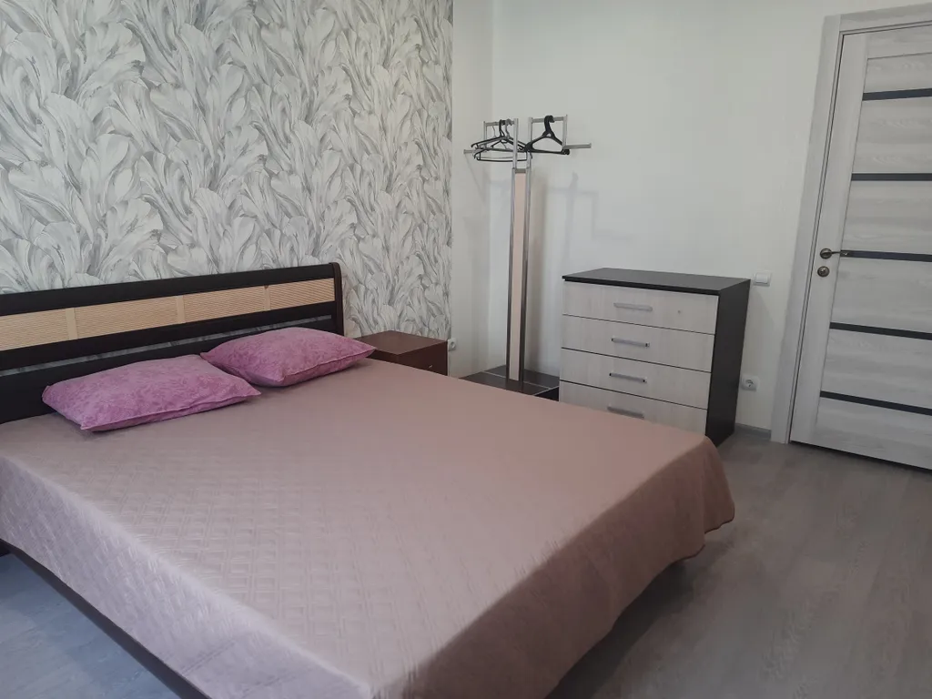 Евротрешка рядом с Протон-Ареной и ДВВС