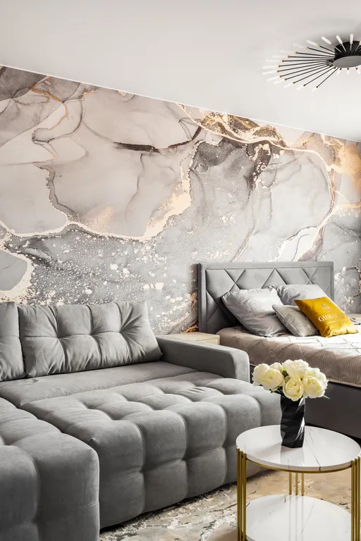 Солнечная 1-комнатная квартира на набережной Днепра