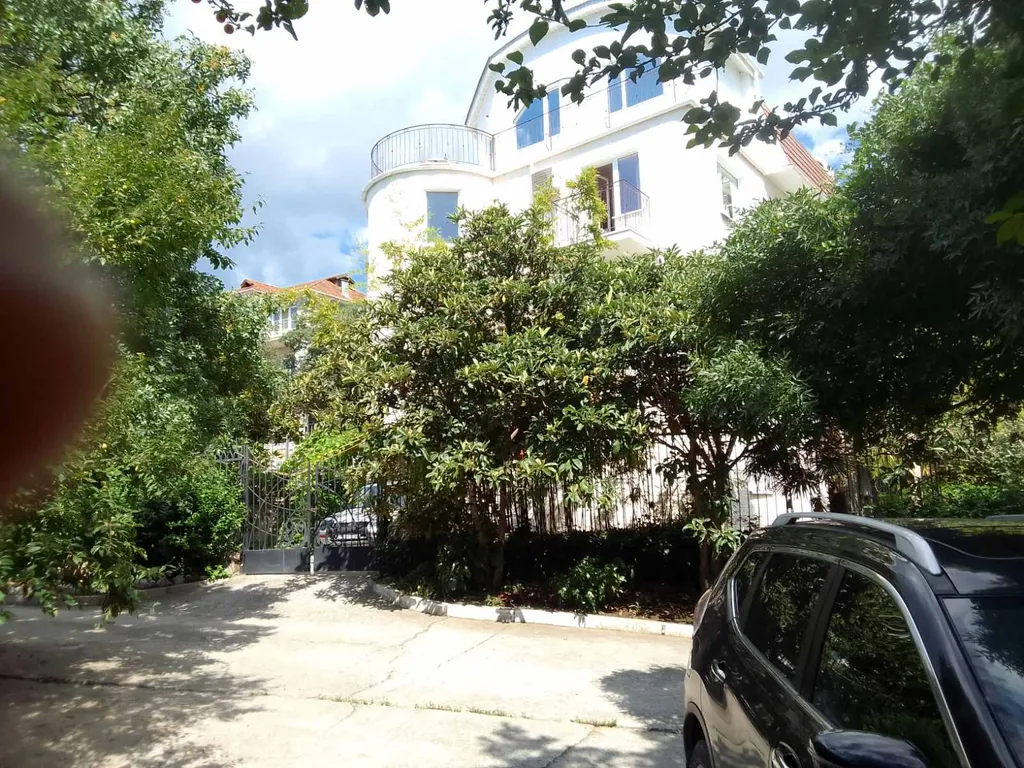 5-комнатный Дом