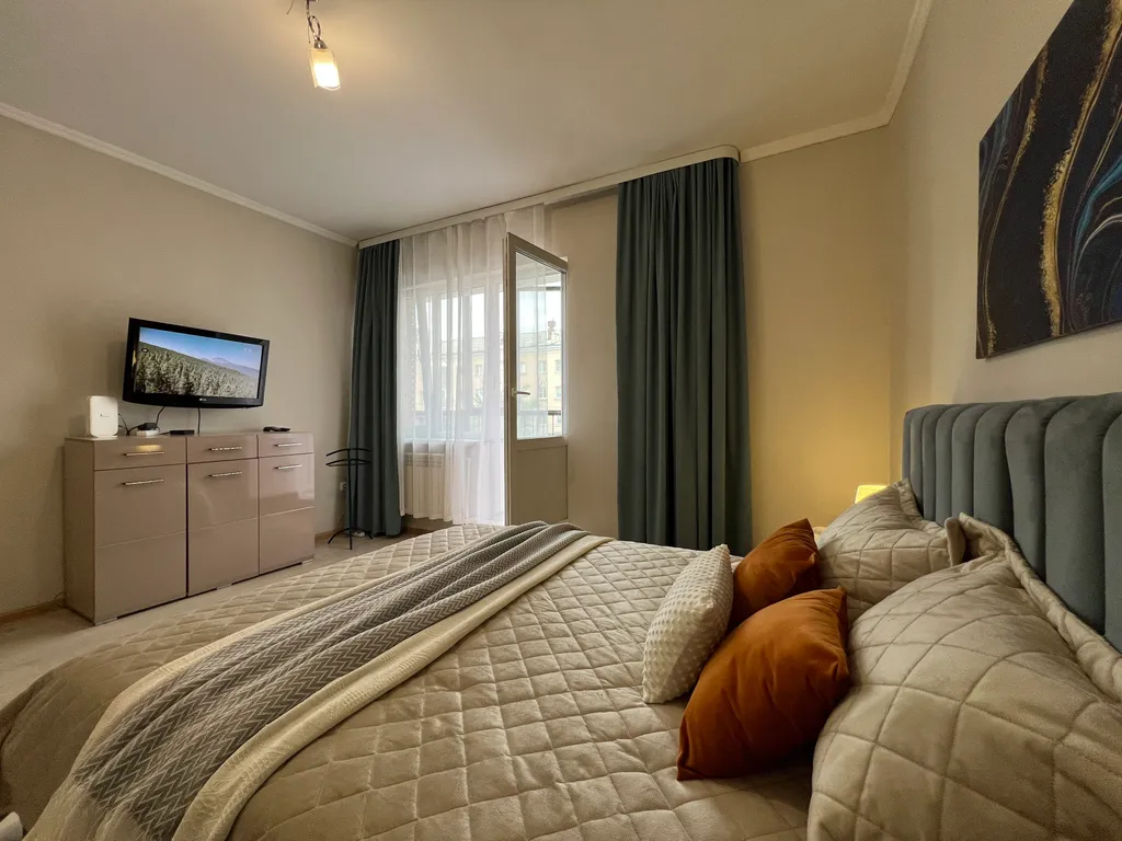 Уютная студия рядом с площадью советов. Без оплаты за финальную уборку