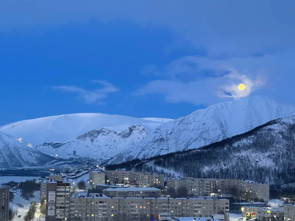 Уютная квартира с панорамным видом на горы