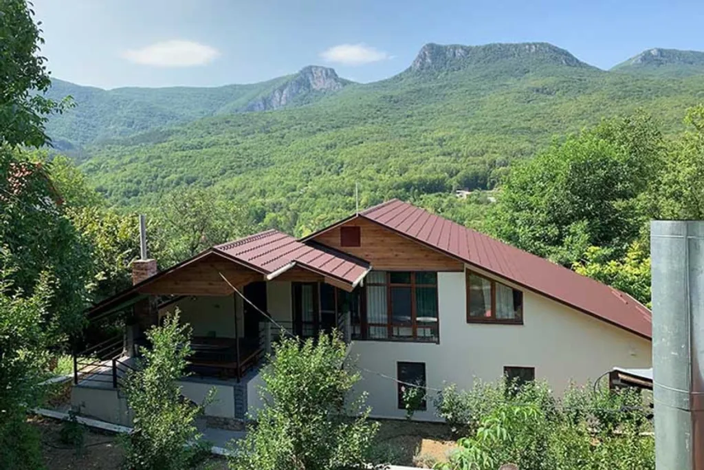 4-комнатная Квартира