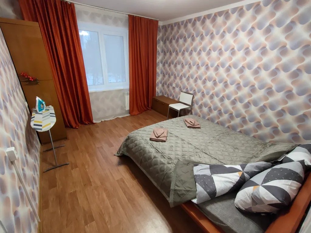 Двухкoмнaтнaя кваpтиpa в центре Сaмаpы