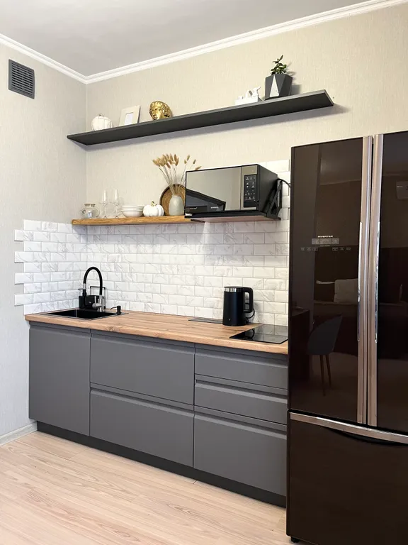 Дизайнерская квартира на Взлетке рядом с торговым центром Планета