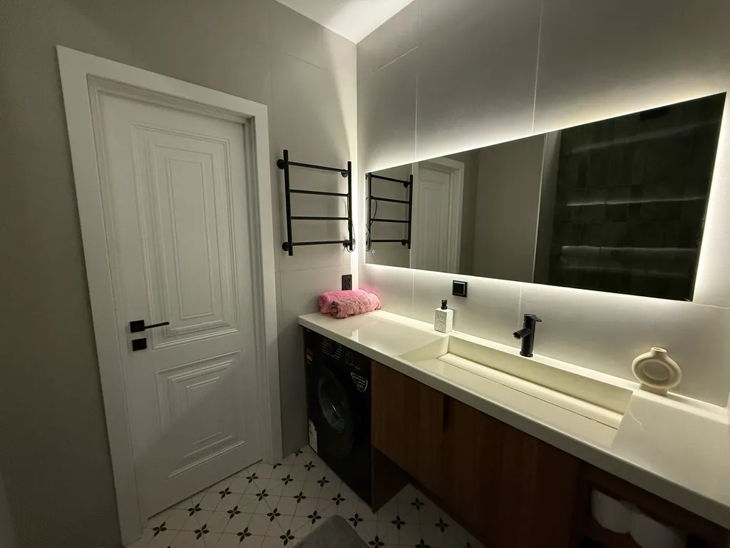 Апартаменты премиум класса в центре Алматы с дизайнерским ремонтом