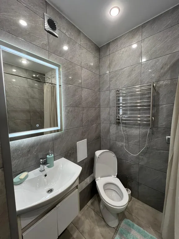 Уютная евродвушка с супер ремонтом в сердце города