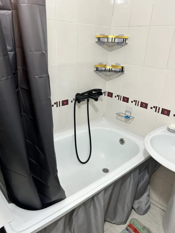 Большая и уютная квартира в центре города с парковкой