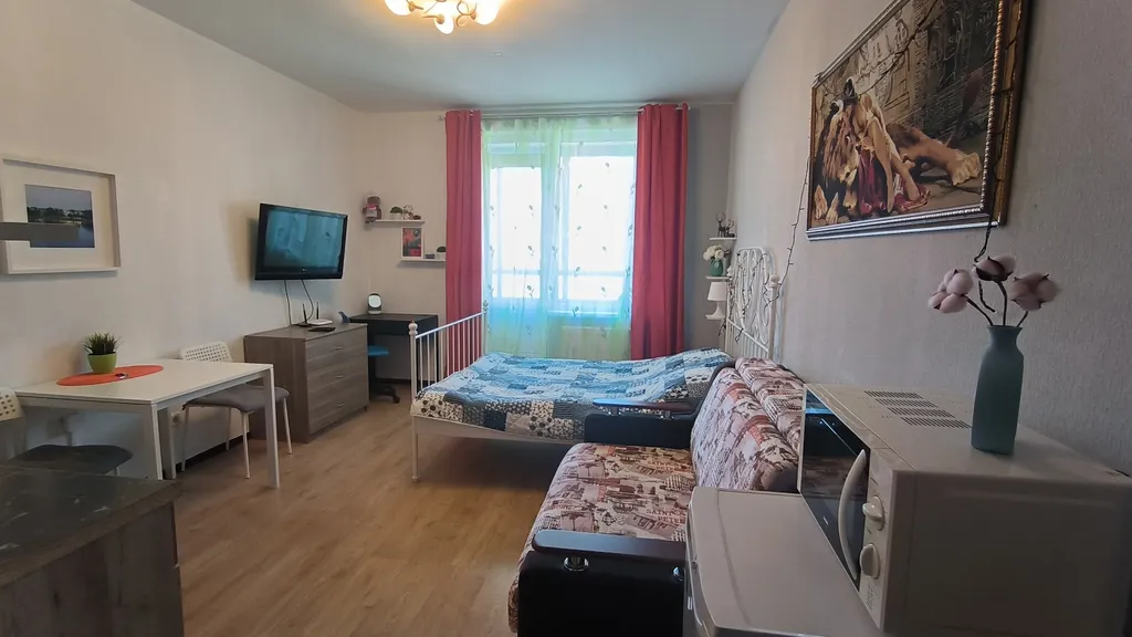 Квартира Уютная и комфортная студия ждёт своих гостей — аренда посуточно в Кудрово