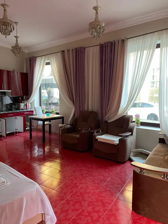 Апартаменты люкс с балконом в 200 метрах от моря с верандой