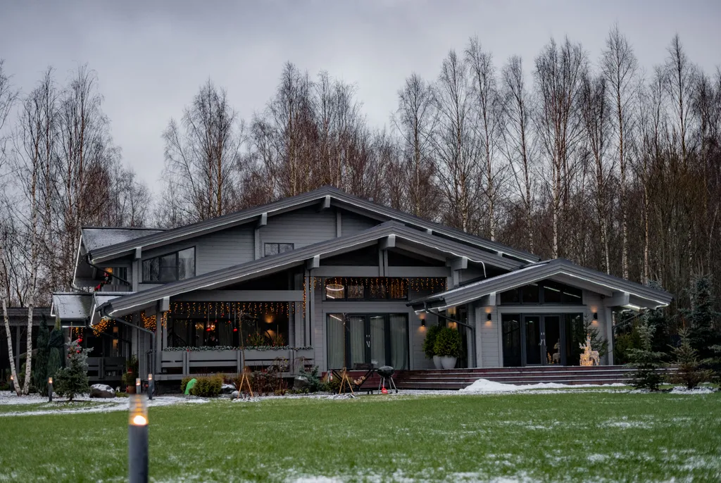 Шале Гнездо с бассейном и сауной