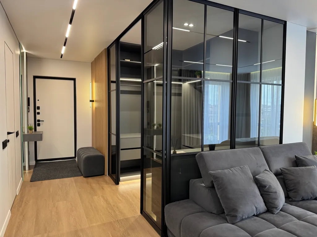Современная квартира-студия рядом с центром