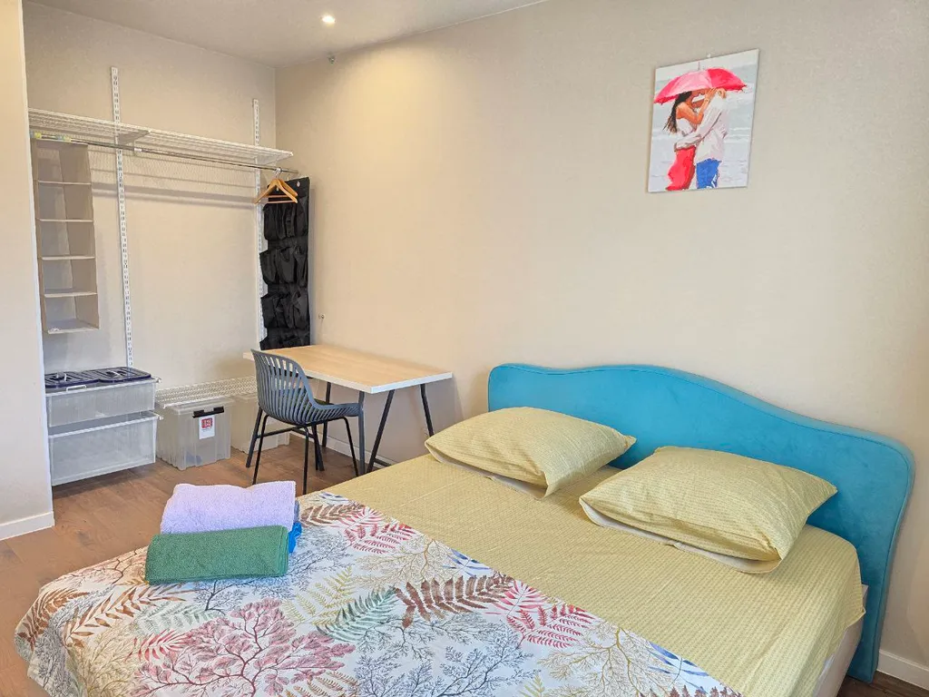 Однокомнатная квартира в новом ЖК — аренда посуточно в Сургут