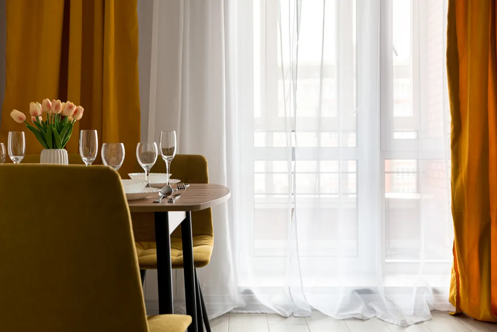 Просторная с гостиничным сервисом в Новом городе, бесконтактно