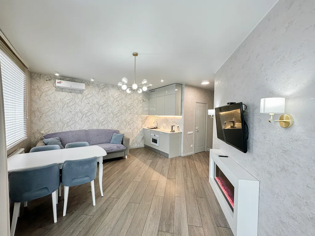 Элитная евродвушка с дизайнерским ремонтом на берегу реки Волга