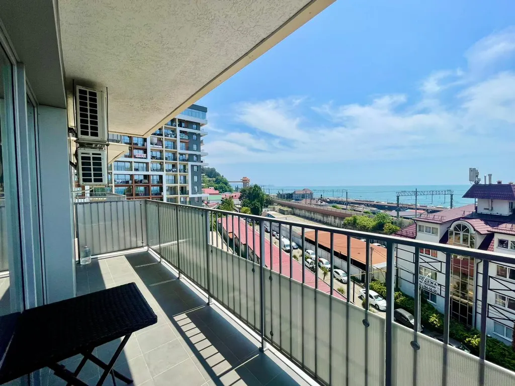 Двухкомнатная квартира с видом на море