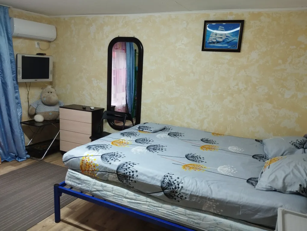 Уютный, летний, отдельный дом, в пешей доступности от моря