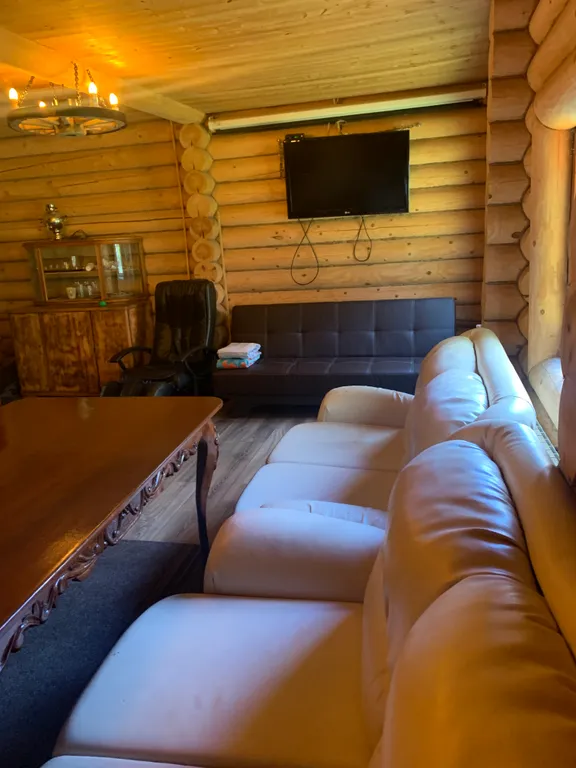 Дом с баней в сосновом бору на озере