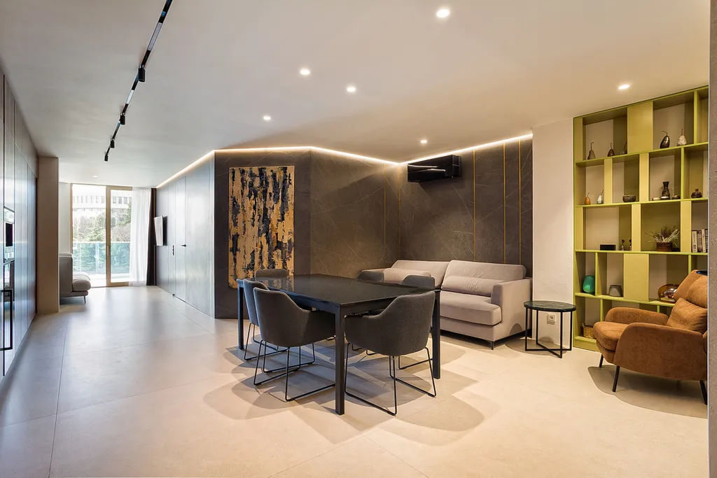 Большой апартамент с итальянским ремонтом с видом на море в приморском