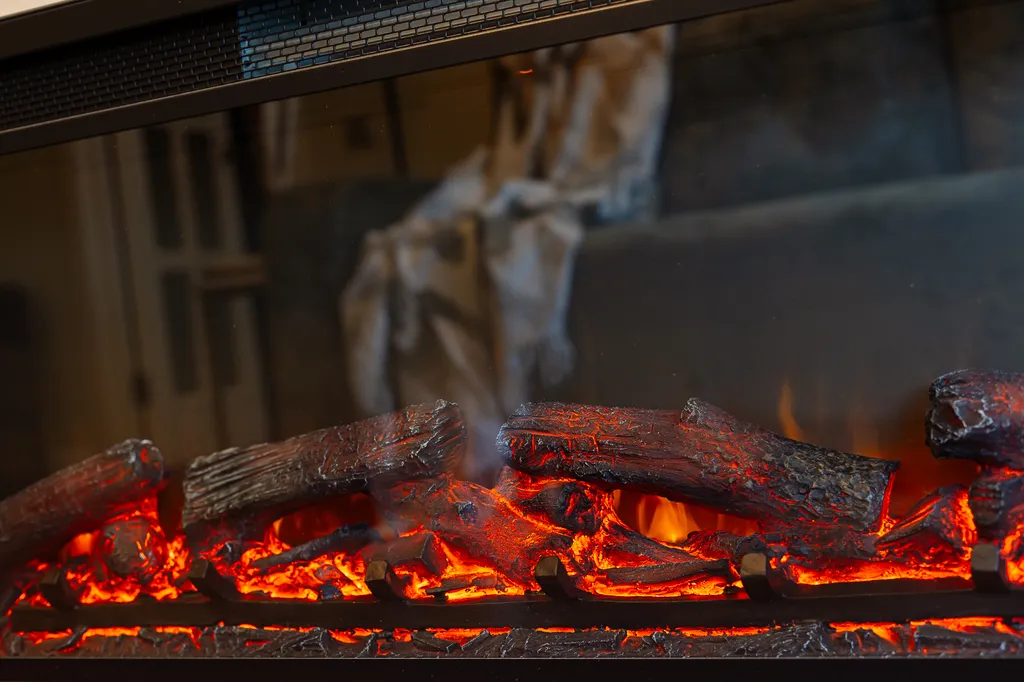 Две минуты и вы уже на Острове Канта, в самом центре Калининграда!