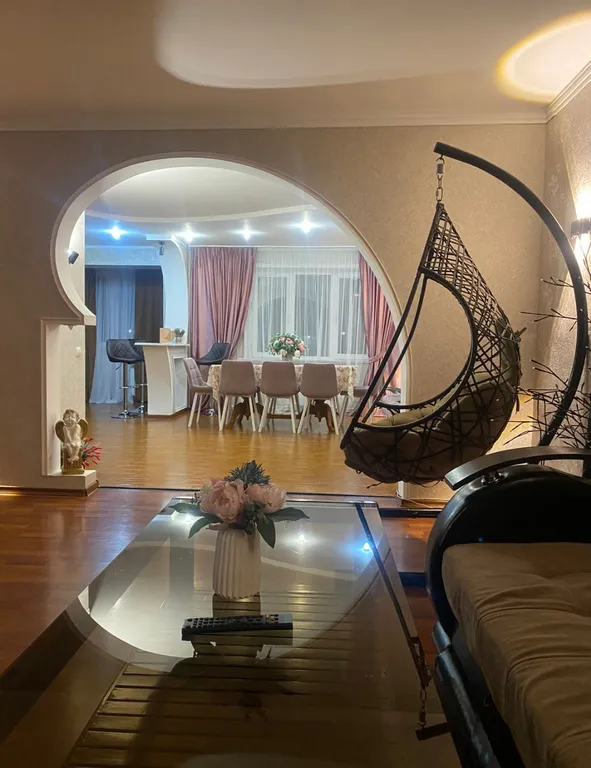 Квартира на набережной в самом центре рядом с гостиницей — аренда посуточно в Владикавказ