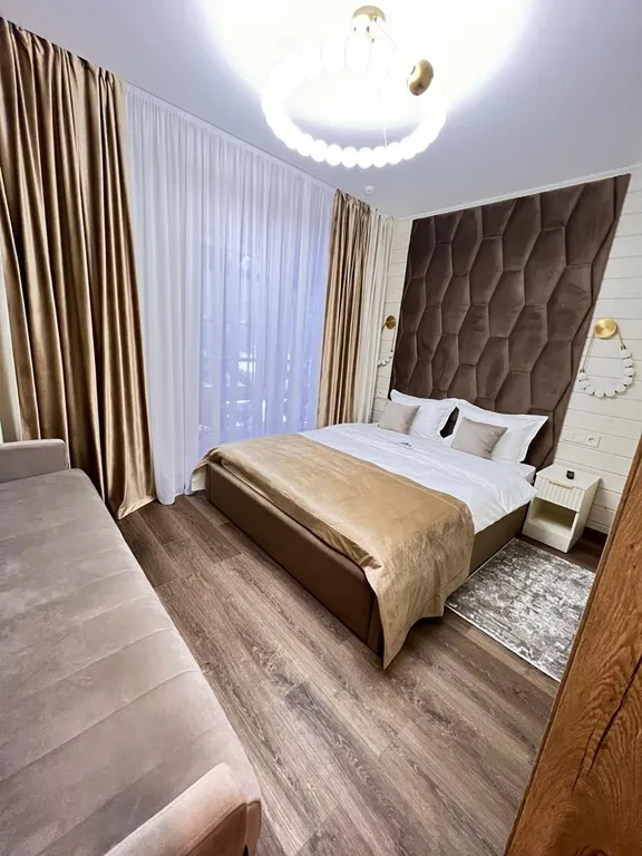 5-комнатная Квартира