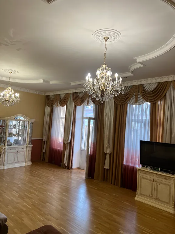 Двухэтажная квартира в самом центре города