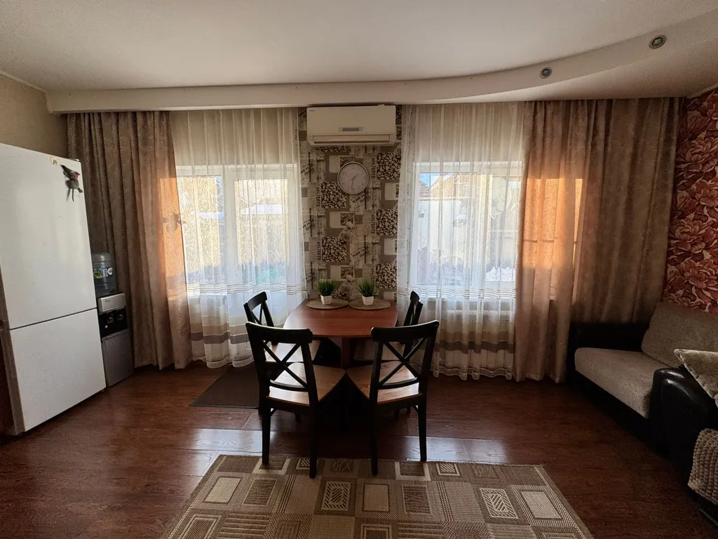 Бунгало на краю леса