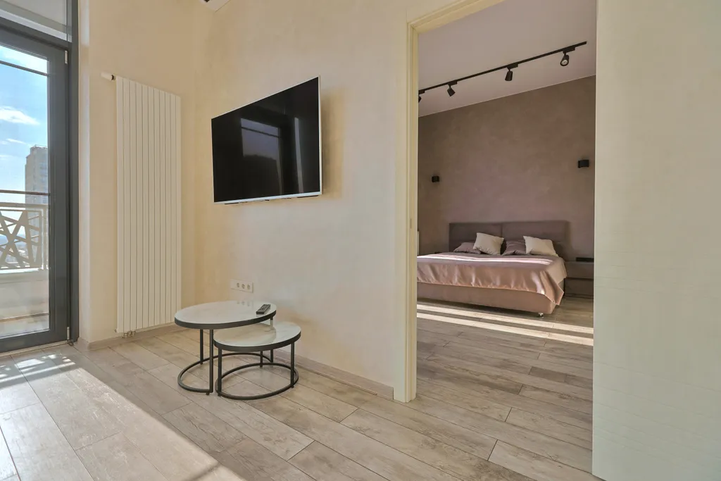 Уникальная квартира с панорамными окнами в центре Волгограда