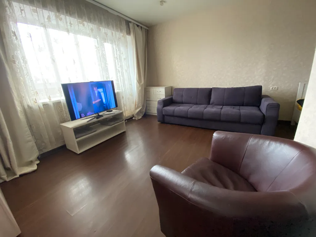 Уютная квартира в спальном районе, 3 спальных, smart tv wifi, балкон — аренда посуточно в Тула