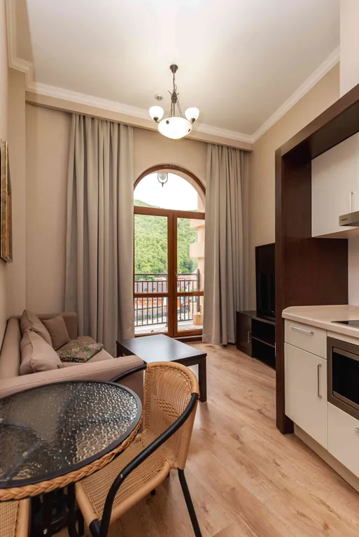 Теплая квартира у подъемника