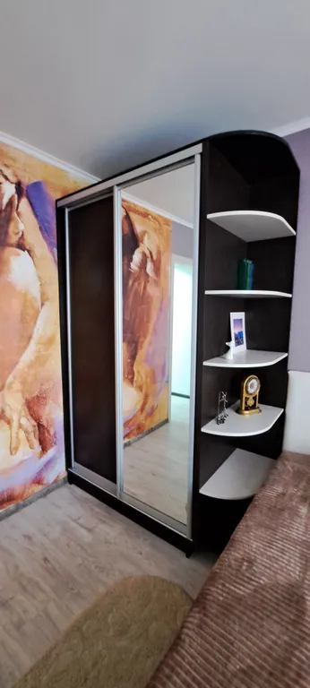 Уютная трехкомнатная квартира с обеденной зоной и двумя спальнями