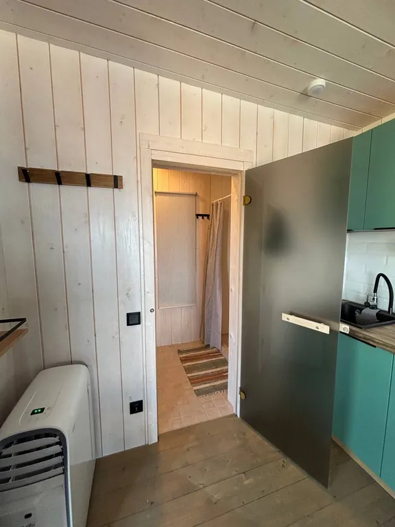 Домик на двоих на берегу Ладоги