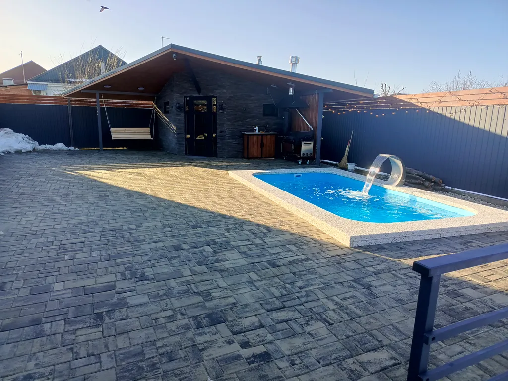 Комфортный отдых с горячим бассейном и баней на дровах