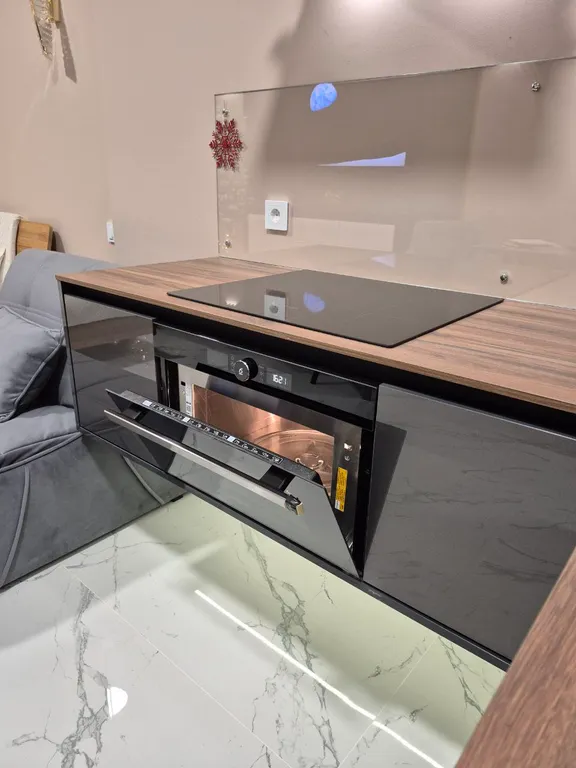 Уютная квартира-студия у моря, первая береговая линия