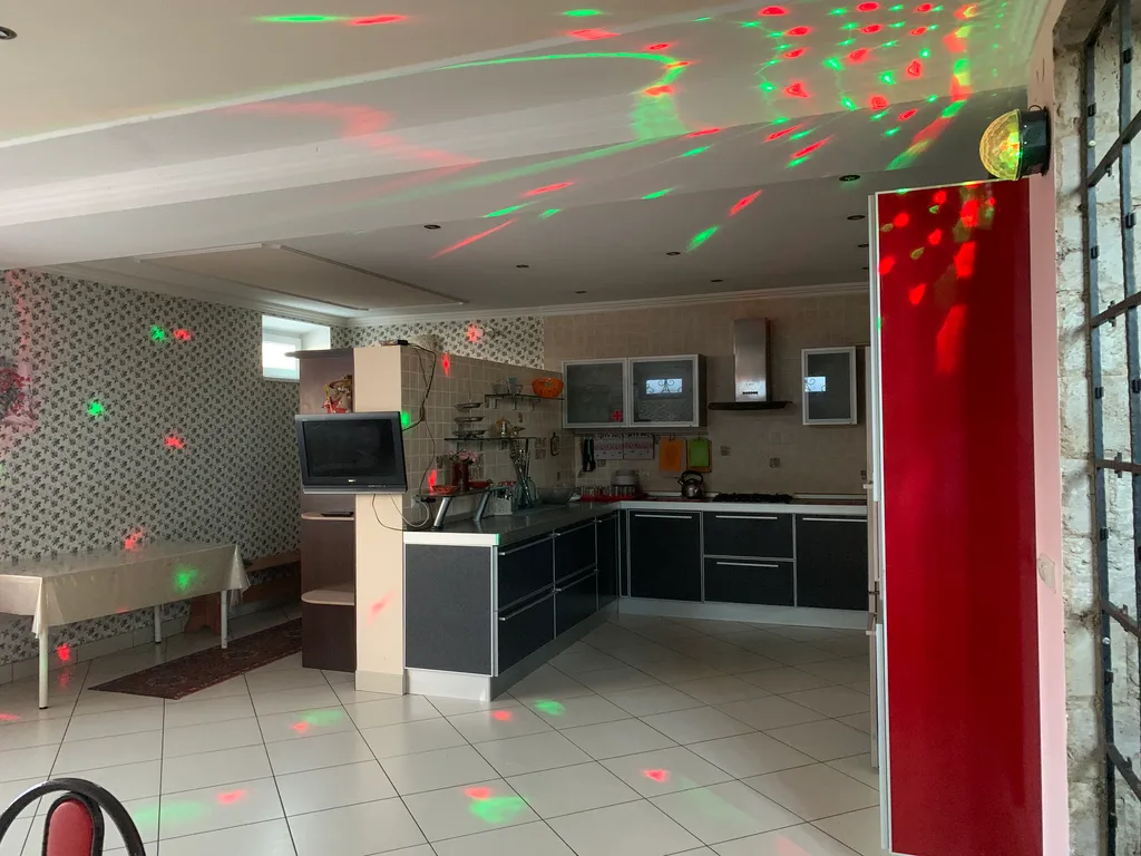 Уютный большой коттедж