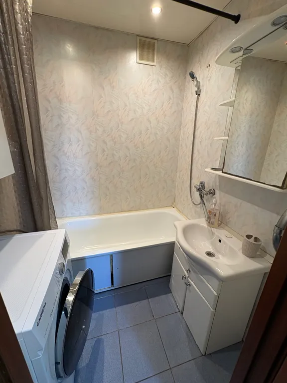 Квартира Уютная двушка — Волхов