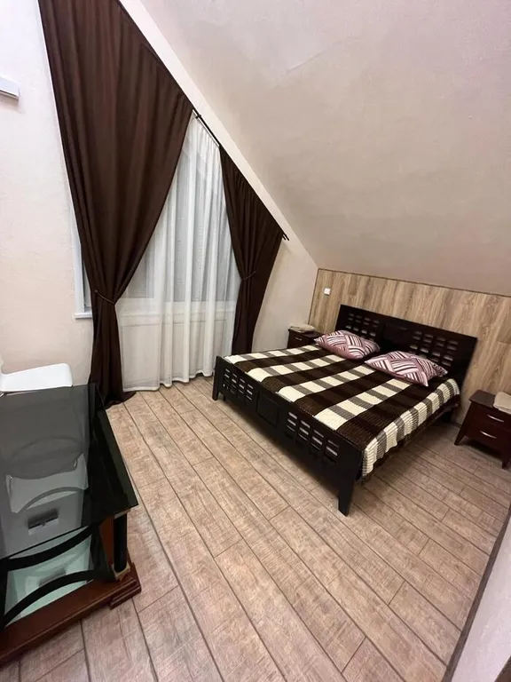 6-комнатный Дом