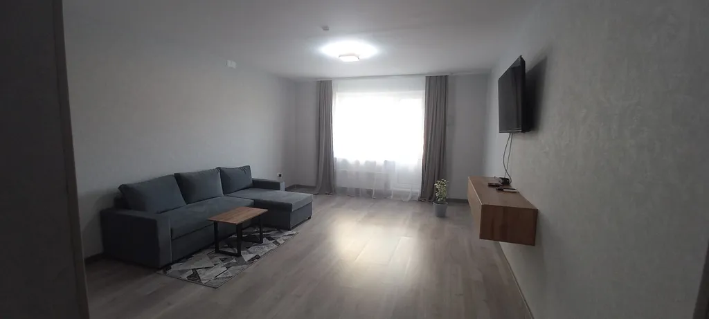 Просторная 2-комнатная квартира рядом с набережной