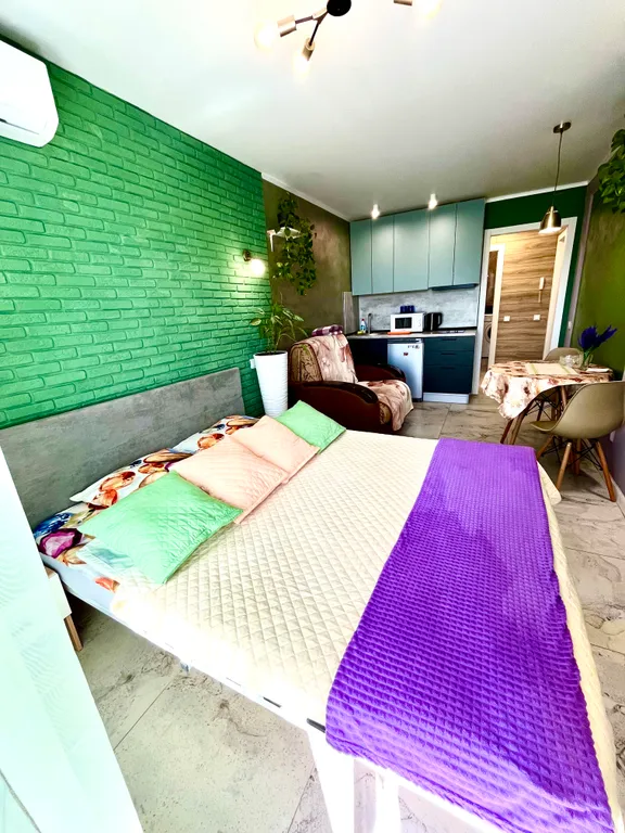 Новая студия на берегу реки