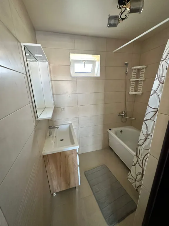 Комфортабельный таун у берега Каспийского моря