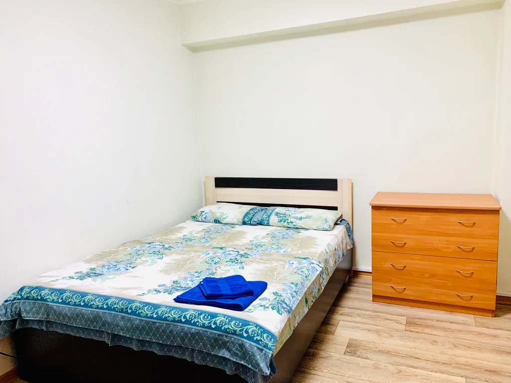 Просторная квартира, 3 спальных места. рядом с ТРЦ Каскад и Олимп