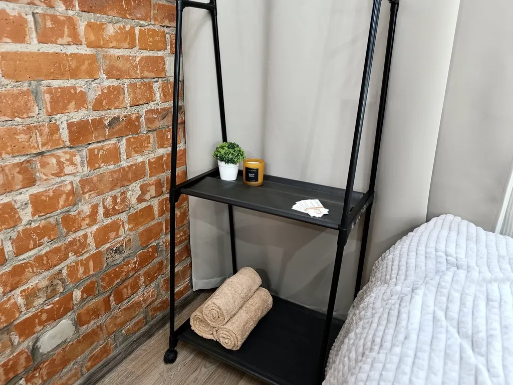 Студия с дизайнерским ремонтом возле ЖД Вокзала