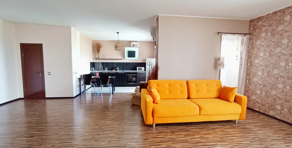 Квартира Cтудия 54 кв м . Панорама на Мещеру, парковка , метро — аренда посуточно в Нижний Новгород