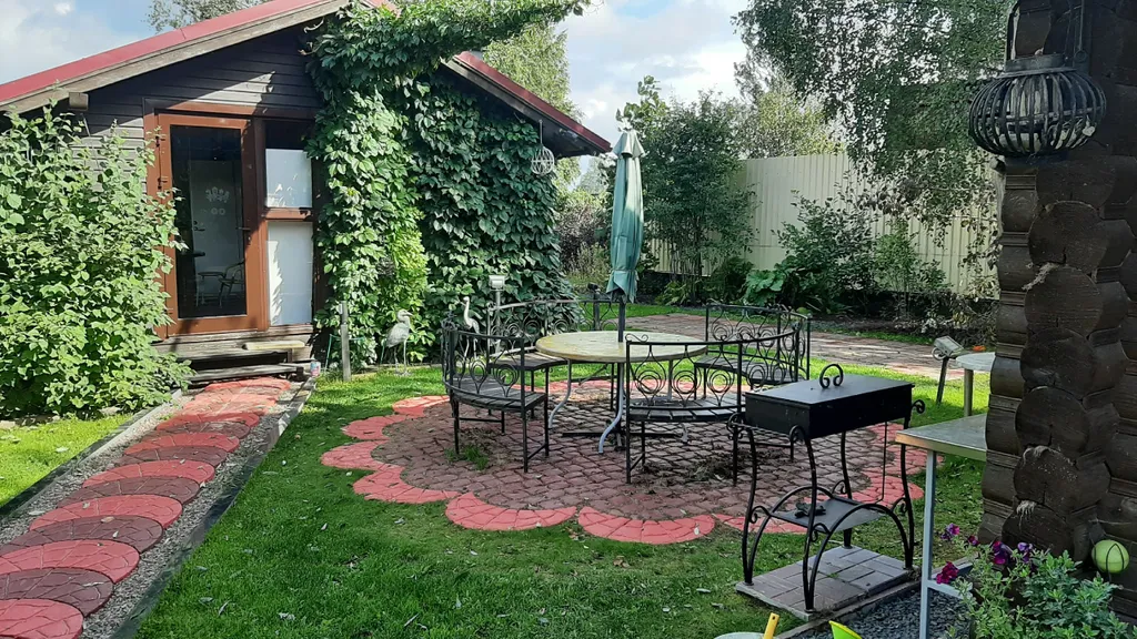 Уютный гостевой домик на берегу реки