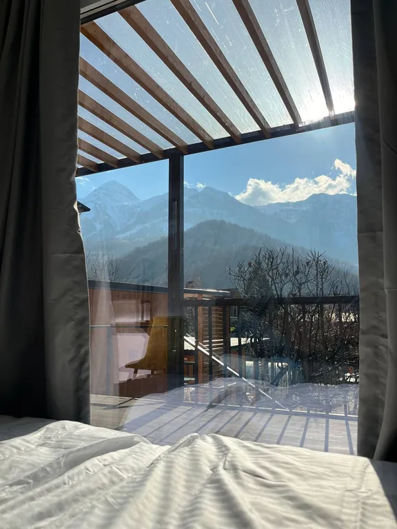 Дом с домашним кинотеатром и Алисой в 7 минутах от подъемника