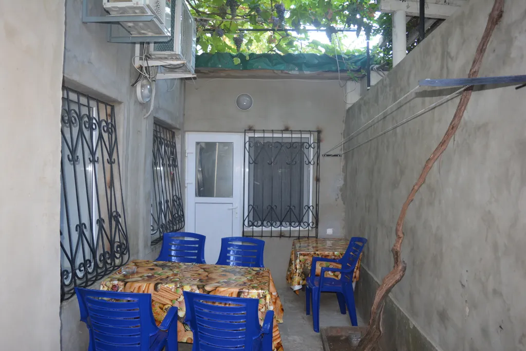 Квартира Квартира Уютный и комфортный трёхкомнатный дом. — Евпатория