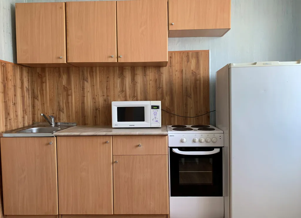 Квартира 1-комнатная квартира через дорогу от ТРЦ Планета — Красноярск